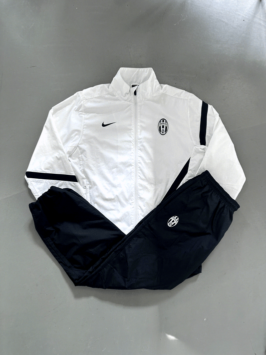 Tuta juventus anno 2008/2009